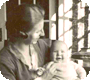 Claude sesmonata kaj lia patrino Gabrielle Gacond (1908-1999)